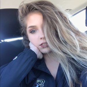 Meet your Posher, Lana